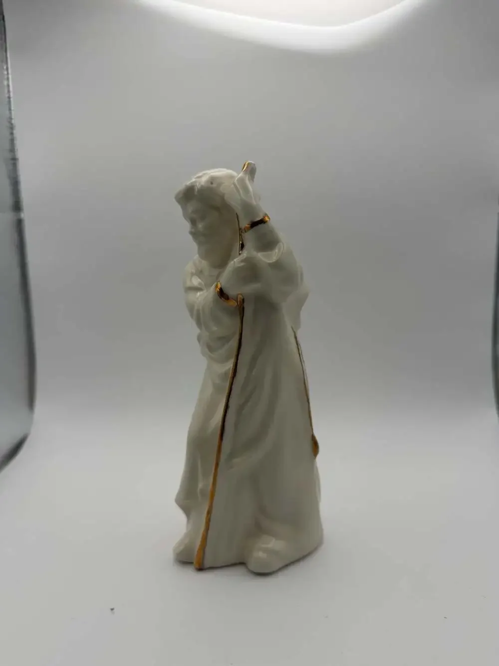 Avon White Porcelain Nativity Joseph Figurine 1981